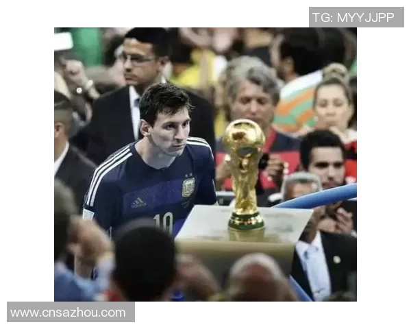 世界杯历史百大足球球星盘点 荣耀与传奇的足球巨星之路